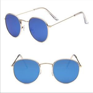 Round blue lens sunglasses